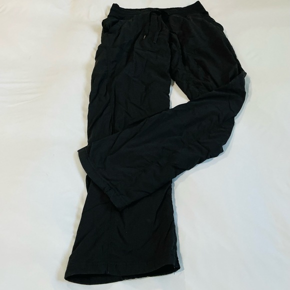 Lululemon - Picture 3 of 4